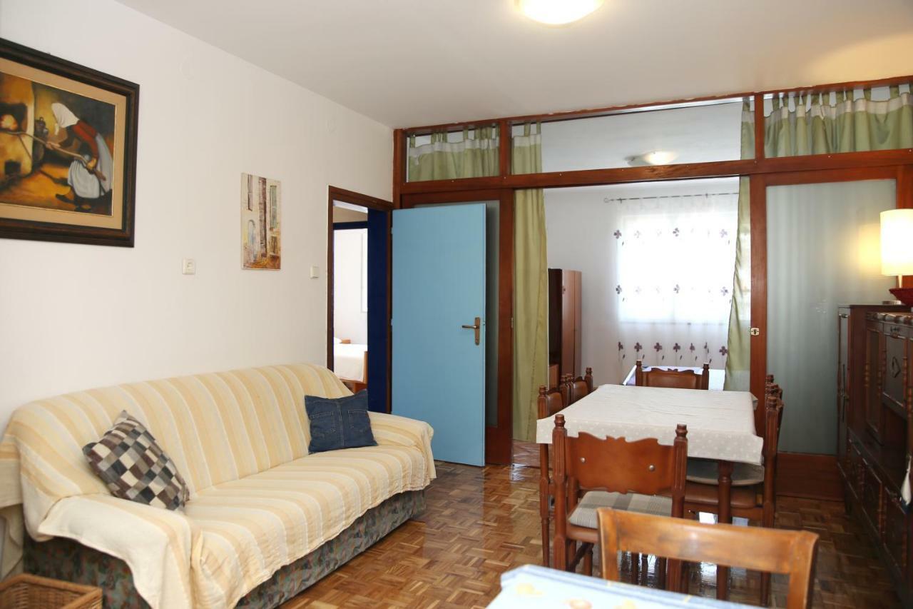 Seaside Apartment Tisno Esterno foto